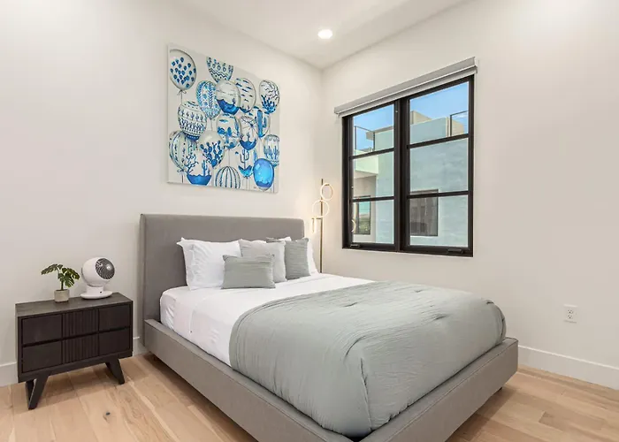 Papago Lux Townhouse With Rooftop Lounge