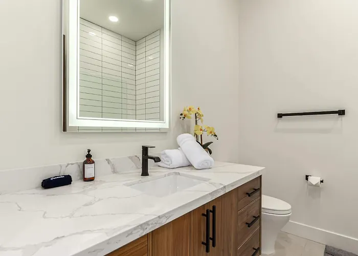 Papago Lux Townhouse With Rooftop Lounge Holiday home Scottsdale