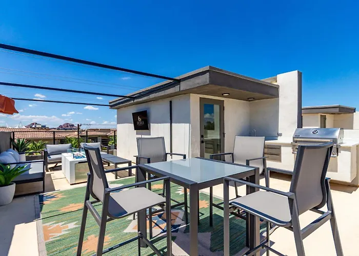 Holiday home Papago Lux Townhouse With Rooftop Lounge